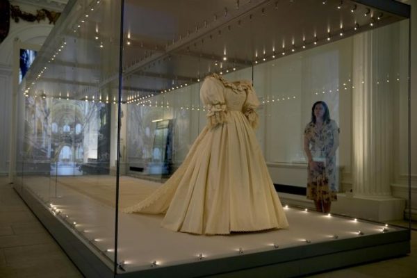 Museum princess diana wedding dress